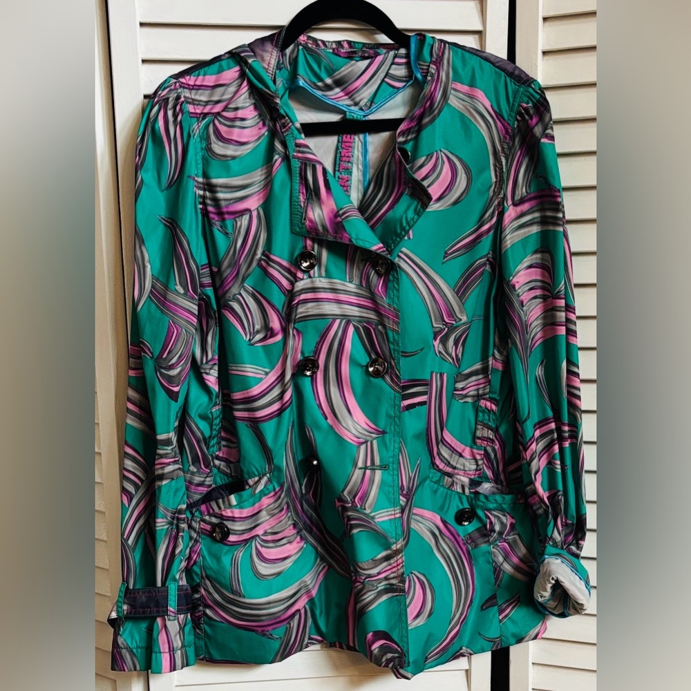 🔥SALE🔥CUSTO Vivacious Rain Trench☔️🌈🦚